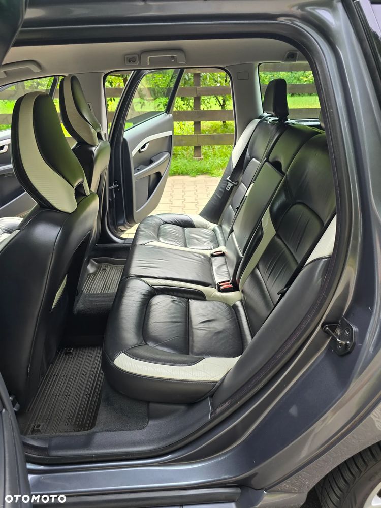 Volvo V70 2.0T Powershift RDesign - 24