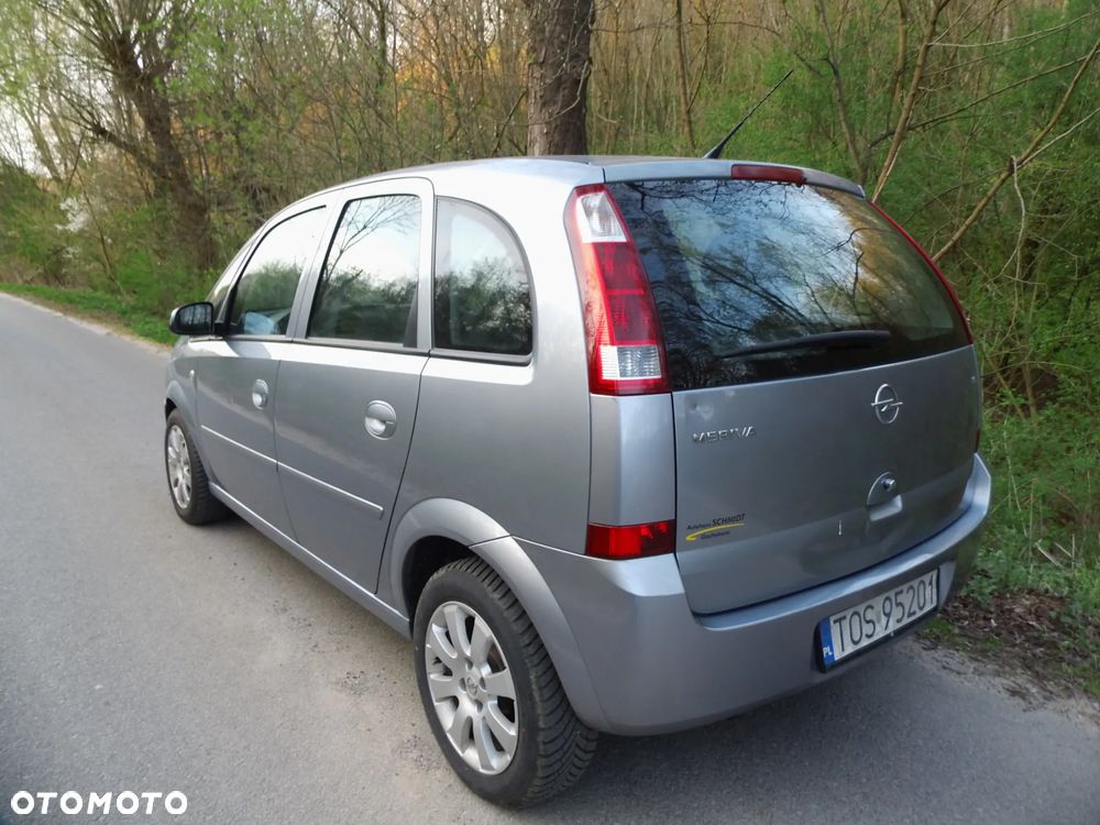 Opel Meriva - 8