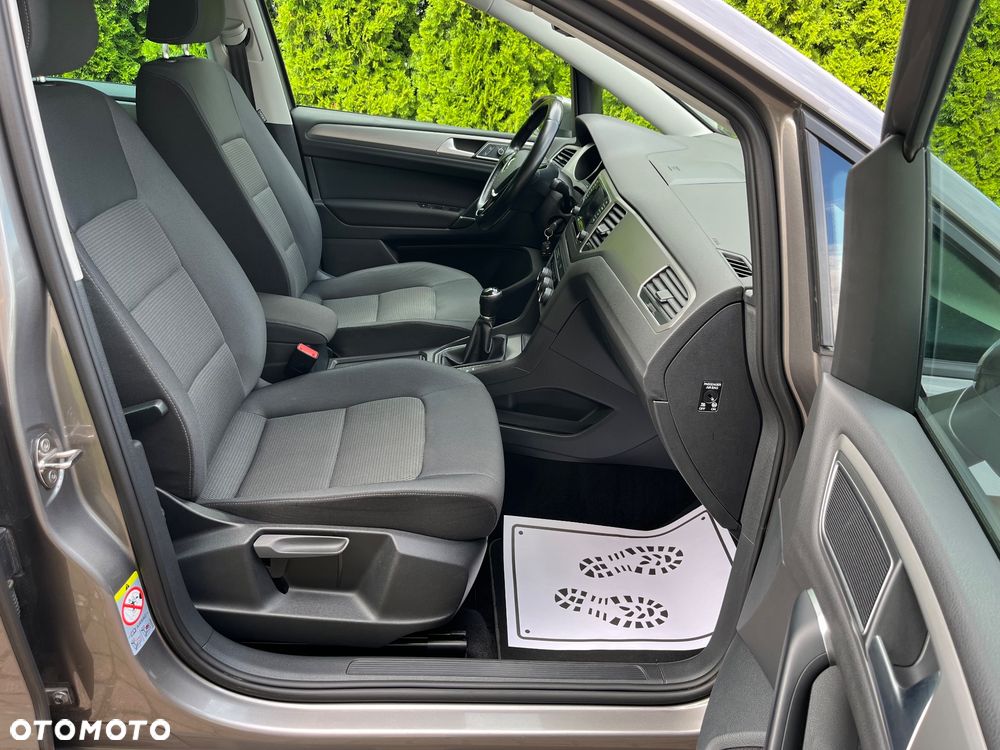 Volkswagen Golf Sportsvan - 23