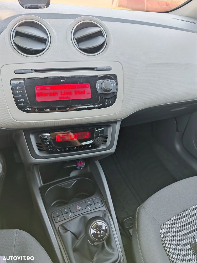 Seat Ibiza 1.6 Style - 15