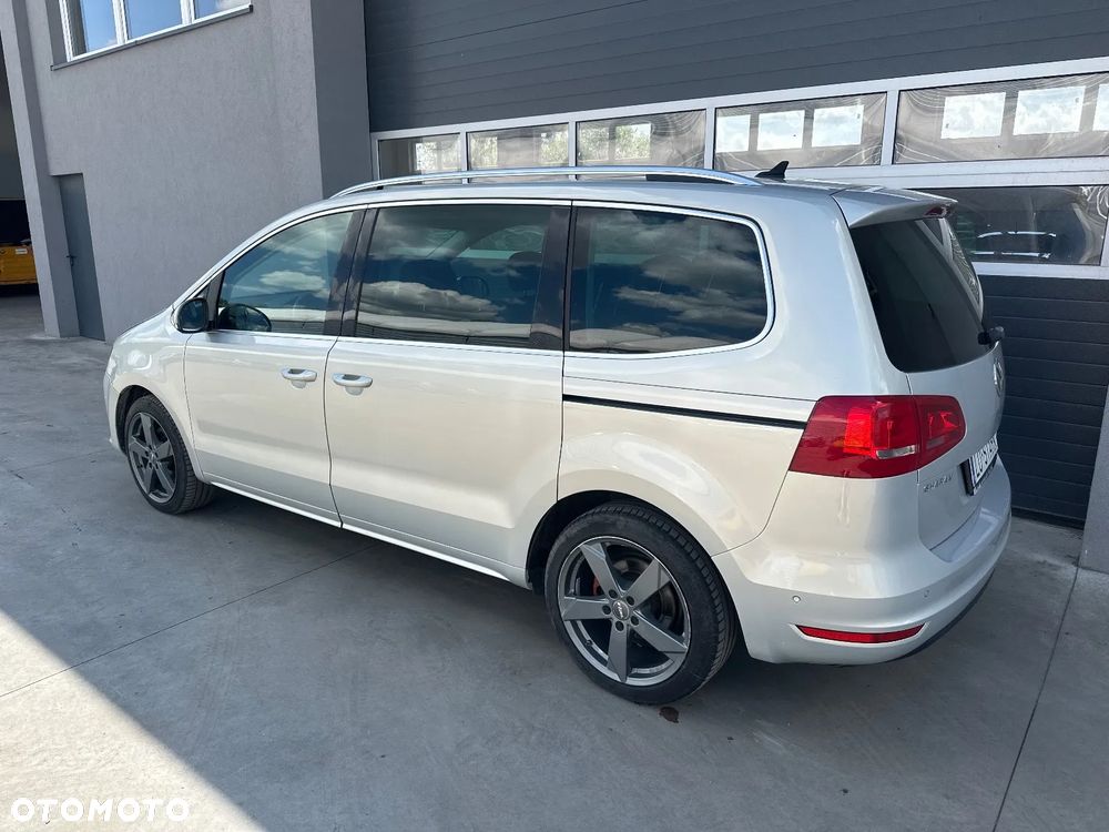 Volkswagen Sharan 2.0 TDI DSG Blue Motion Highline - 3