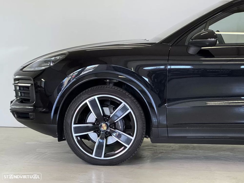 Porsche Cayenne Platinum Edition - 10