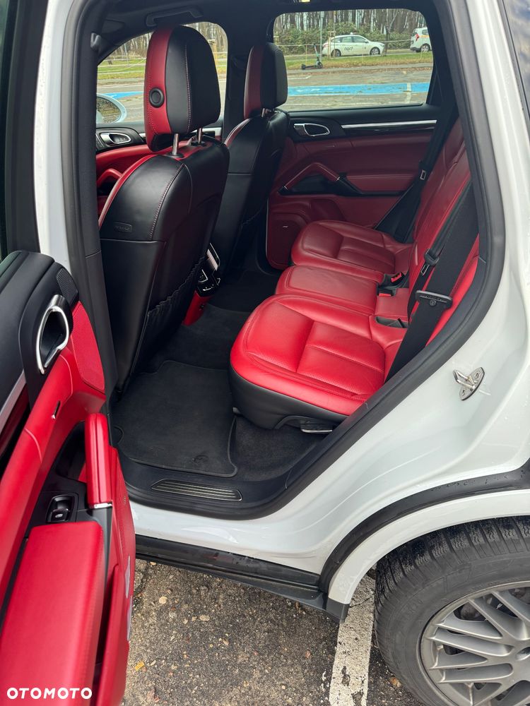 Porsche Cayenne Diesel Platinum Edition - 10