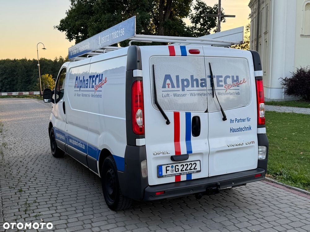 Opel Vivaro - 32