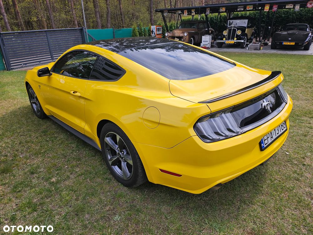 Ford Mustang 3.7 V6 - 6