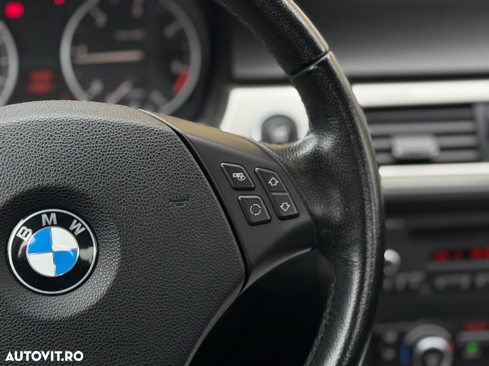 BMW Seria 3 316d - 19