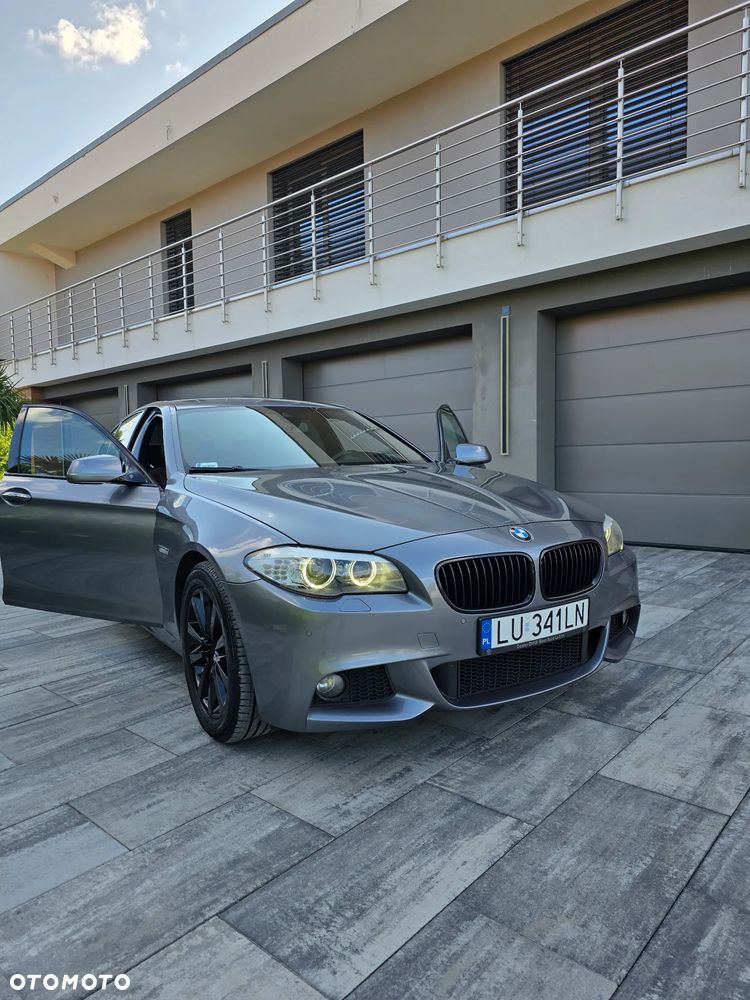 BMW Seria 5 525d xDrive Sport-Aut - 9