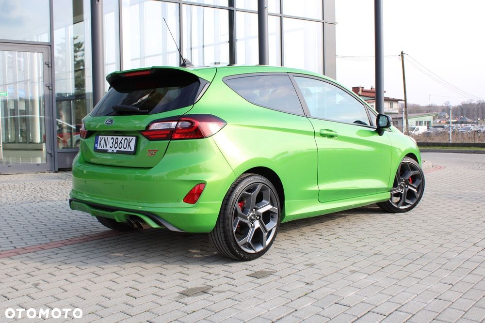 Ford Fiesta - 8