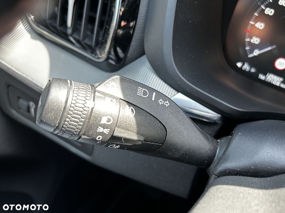 Volvo XC 60 - 22