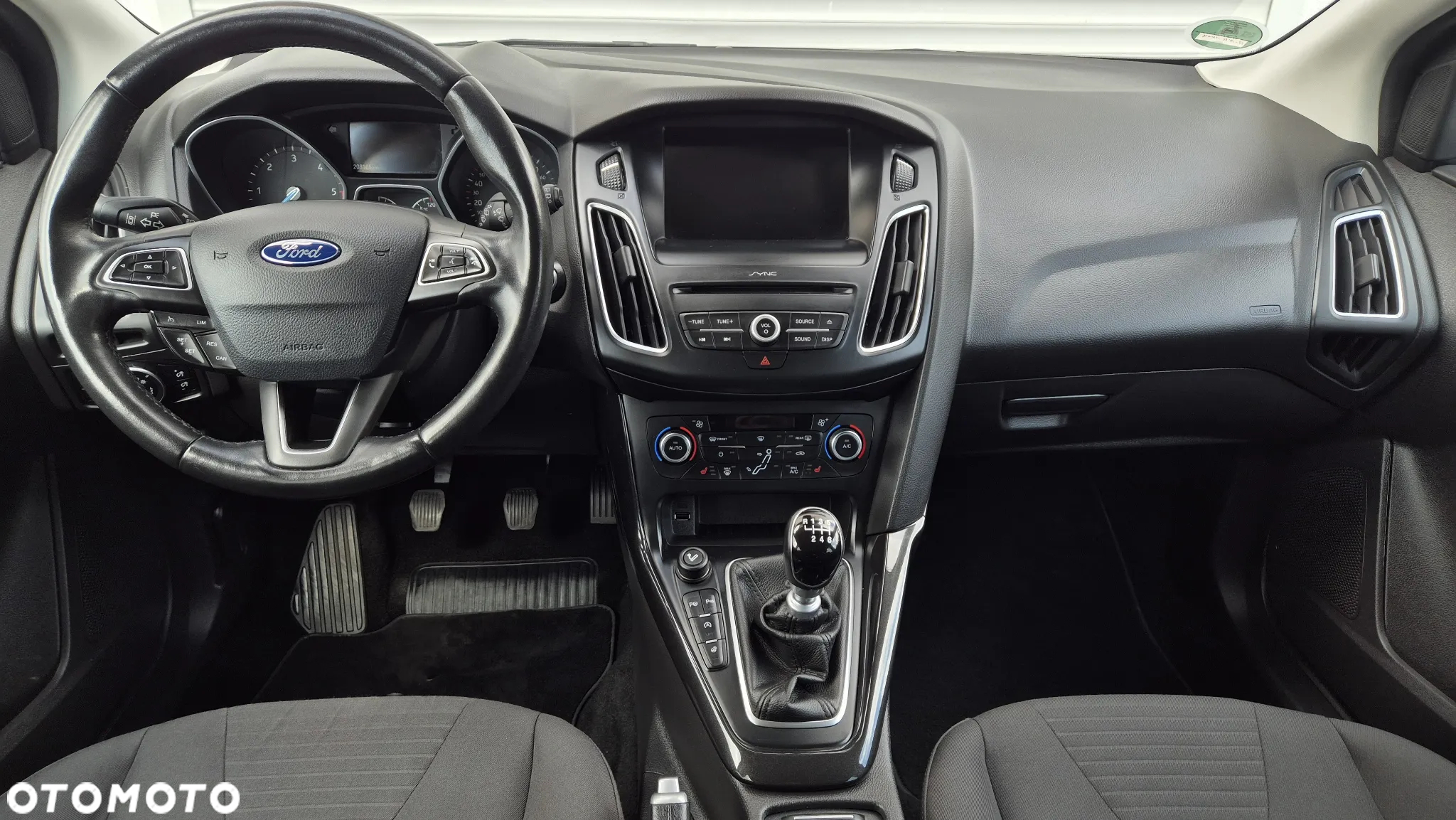 Ford Focus 2.0 TDCi Titanium ASS - 7