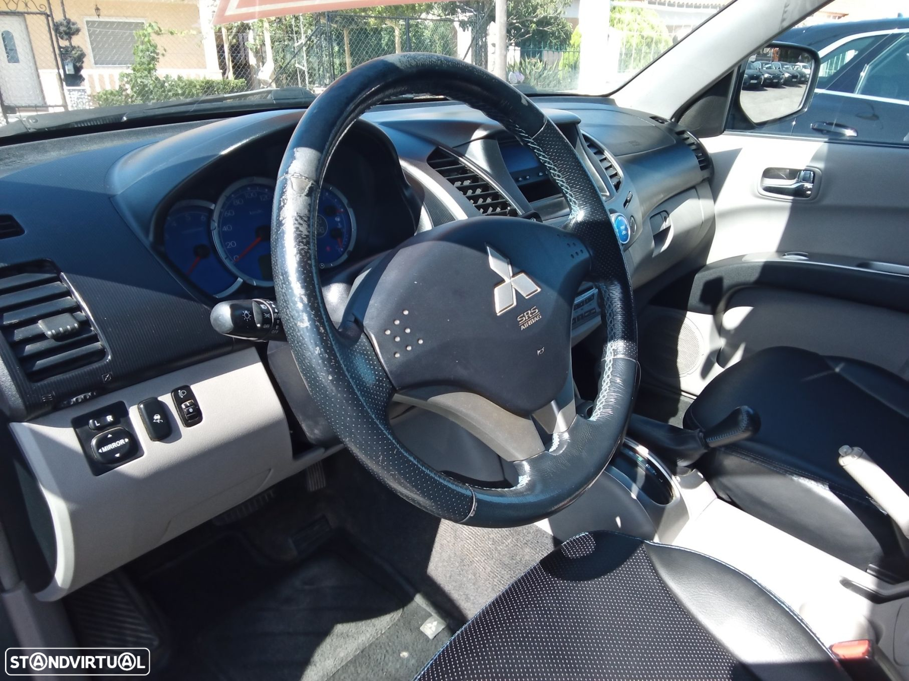 Mitsubishi L200 - 14