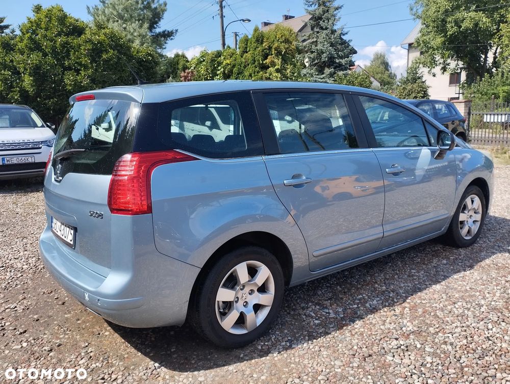 Peugeot 5008 - 4