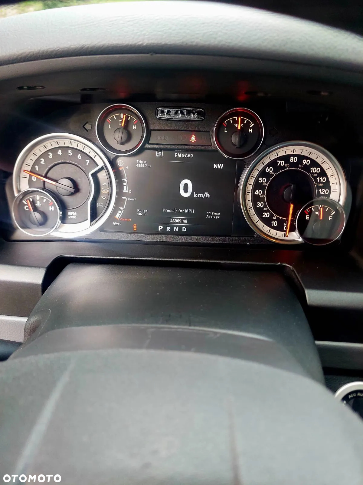 Dodge RAM 1500 5.7 4x4 - 11