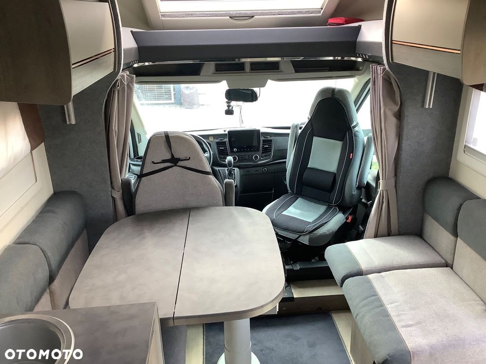 Ford Półintegra - 7