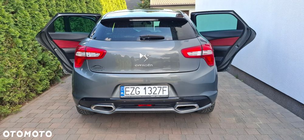 Citroën DS5 Hybrid4 EGS6 Chic - 32
