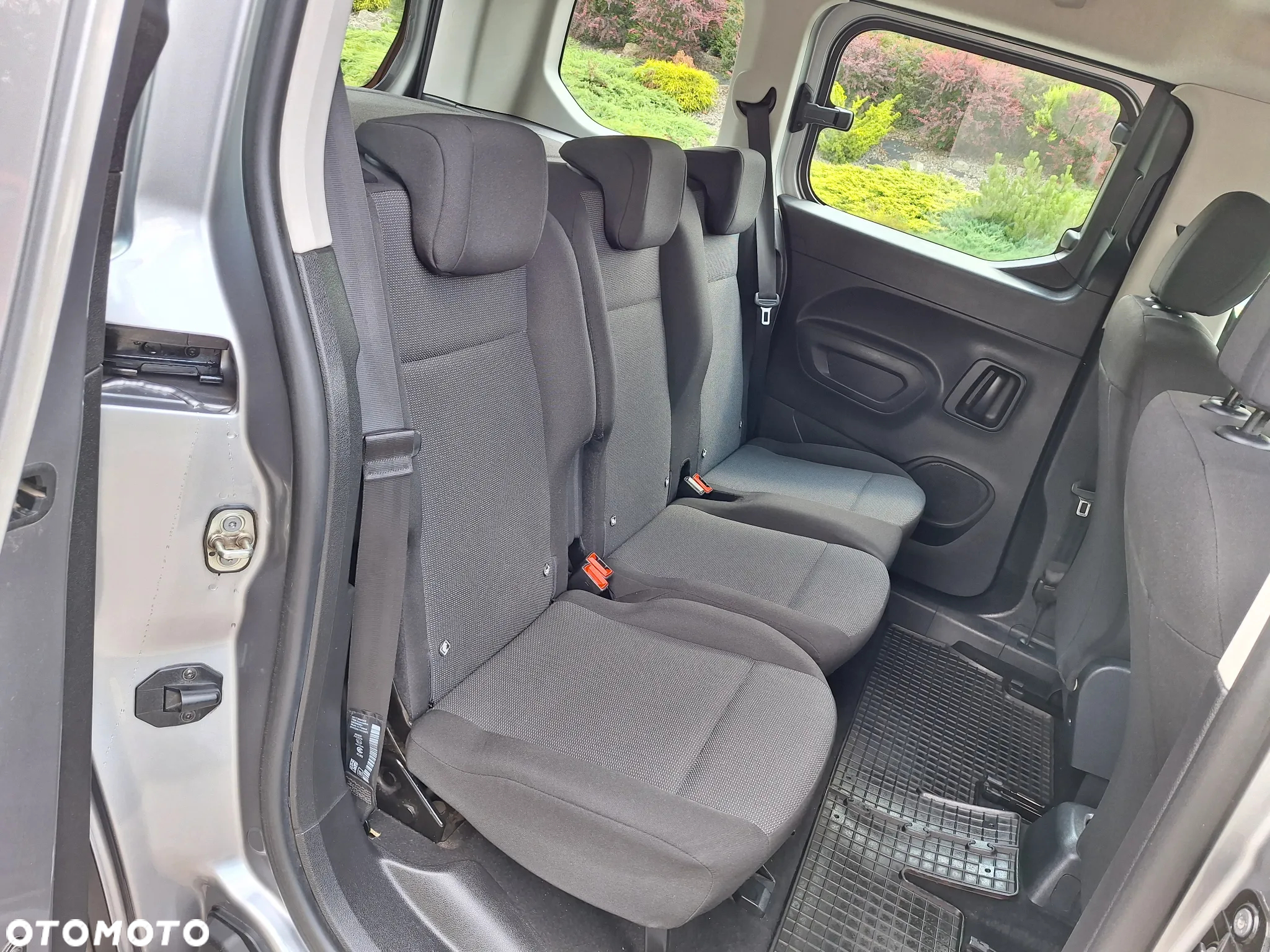 Peugeot Rifter 1.5 BlueHDI Active Pack S&S - 11
