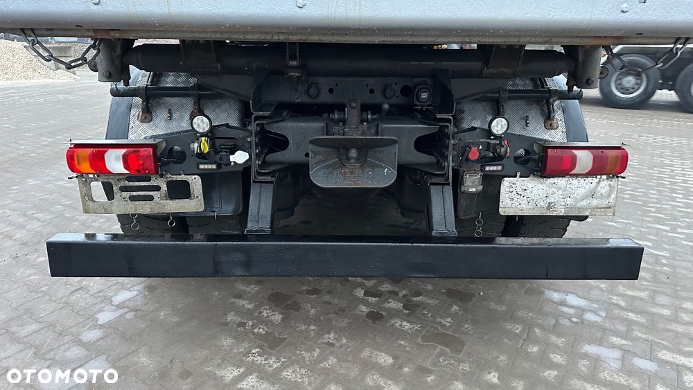 Mercedes-Benz Arocs - 4