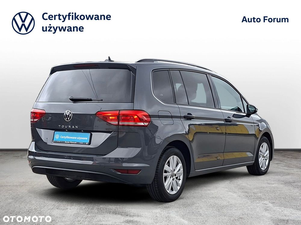 Volkswagen Touran - 5