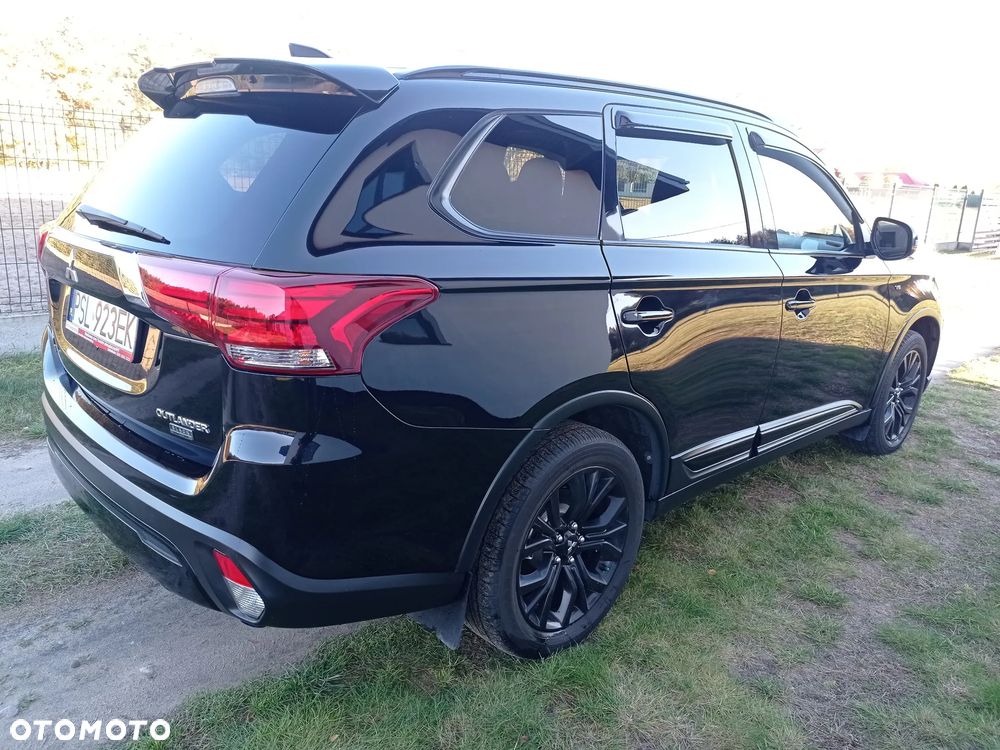 Mitsubishi Outlander - 22