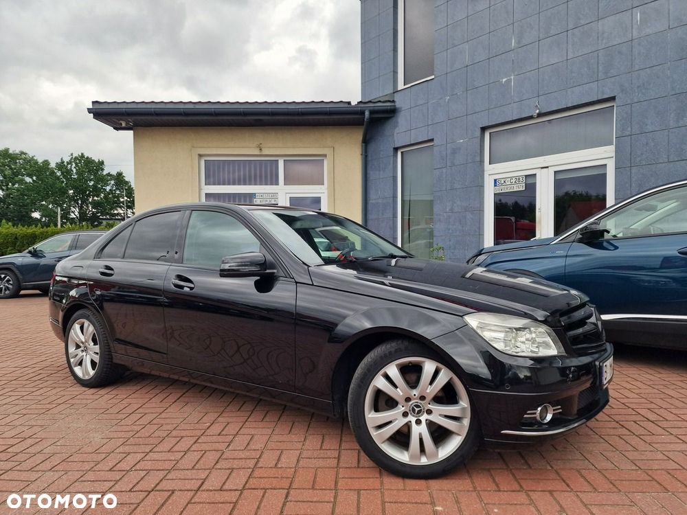 Mercedes-Benz Klasa C 180 BlueEFFICIENCY 7G-TRONIC Avantgarde - 14