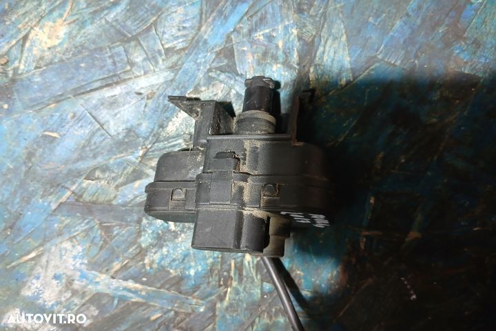 Motoras deschidere usita rezervor 5N0810773E 5N0810773E Volkswagen VW - 2