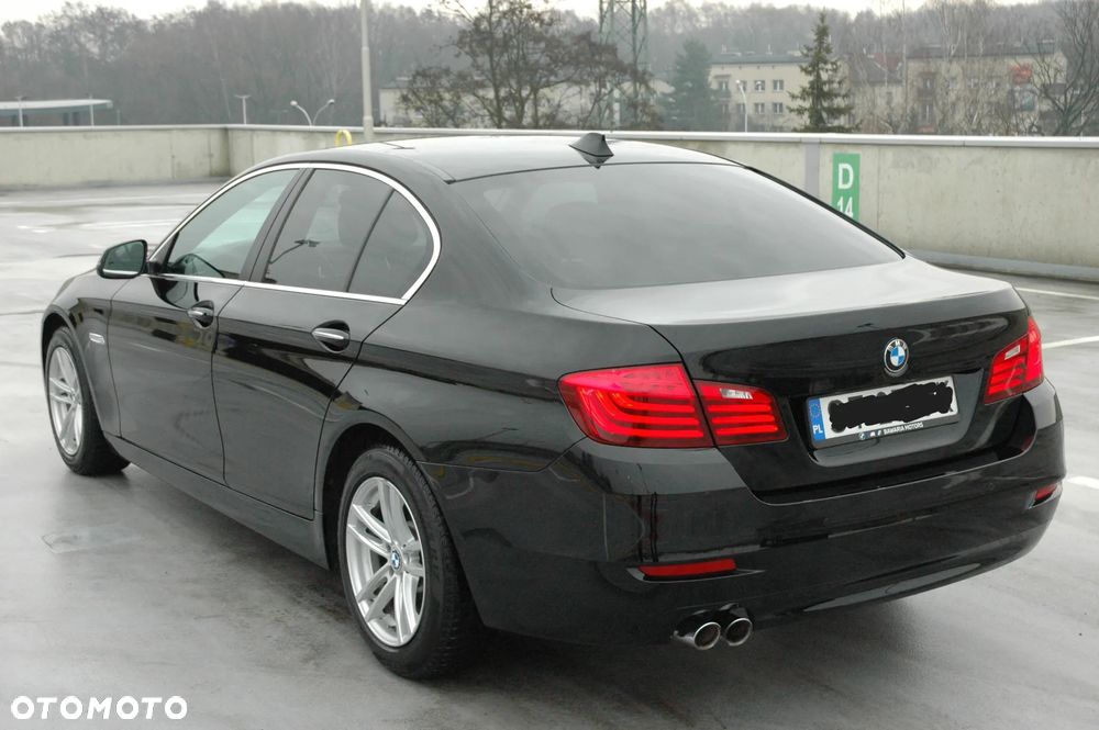 BMW Seria 5 518d - 17