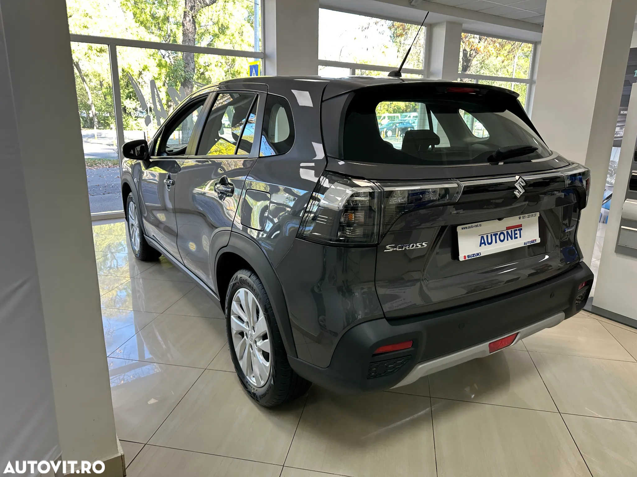 Suzuki SX4 S-Cross 1.4 Boosterjet MHEV Cool - 3