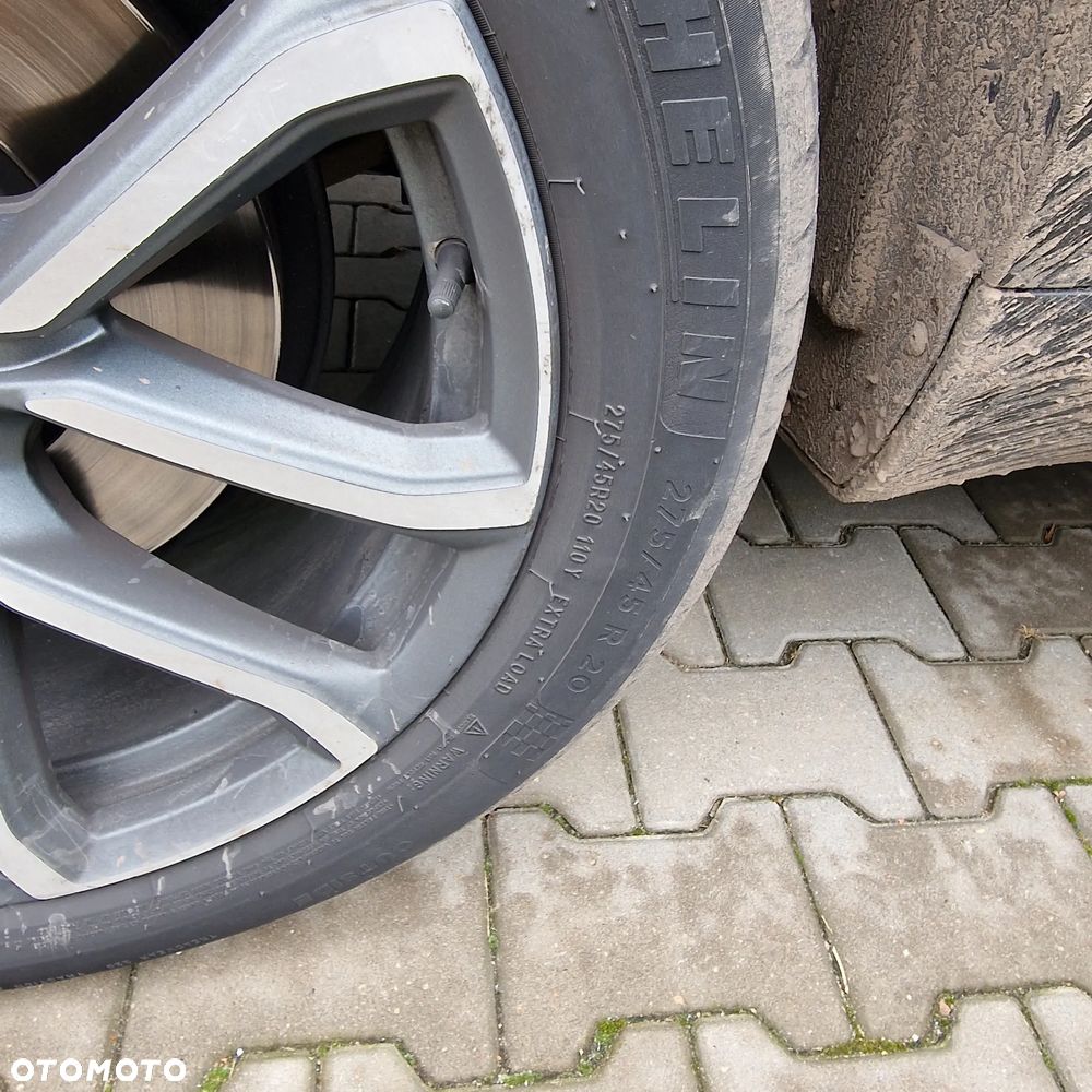 Volvo XC 90 D5 AWD R-Design 7os - 11
