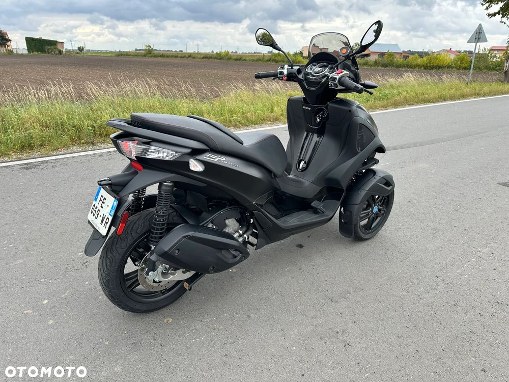 Piaggio MP-3 - 6
