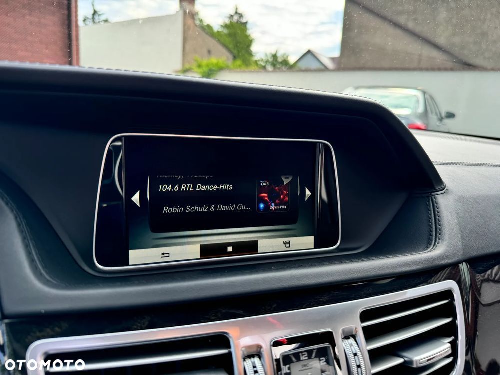 Mercedes-Benz Klasa E - 17