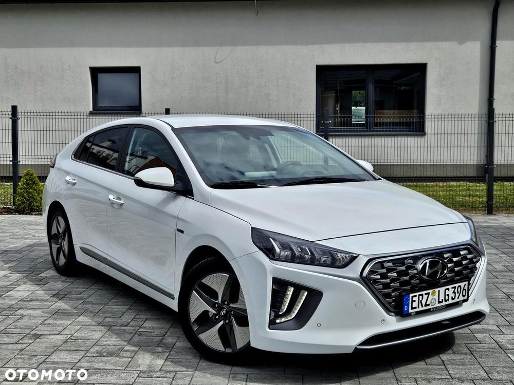 Hyundai IONIQ 1.6 GDI Premium - 17