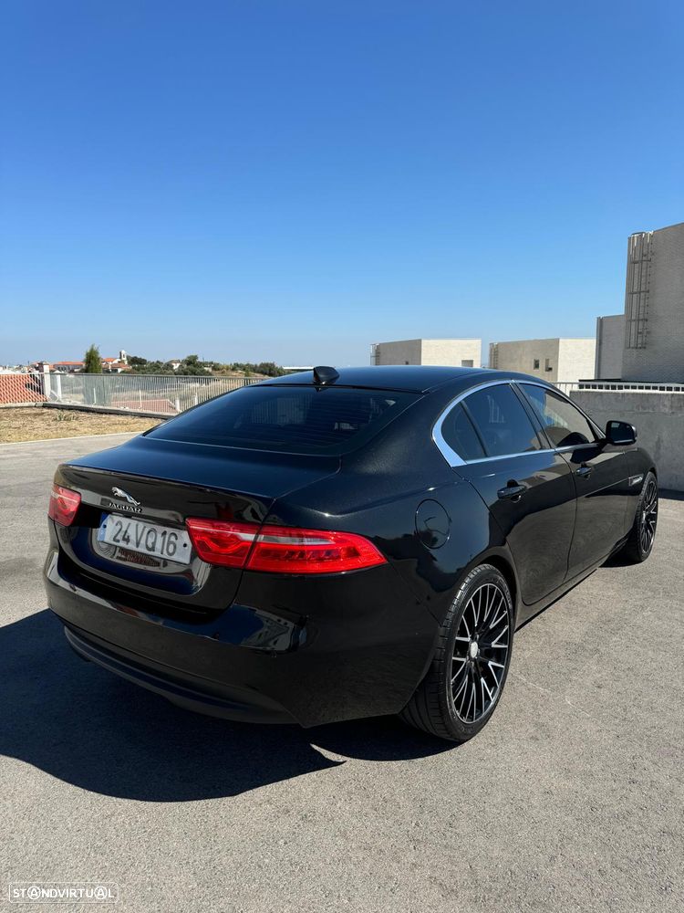 Jaguar XE 2.0 D Prestige Aut. - 5