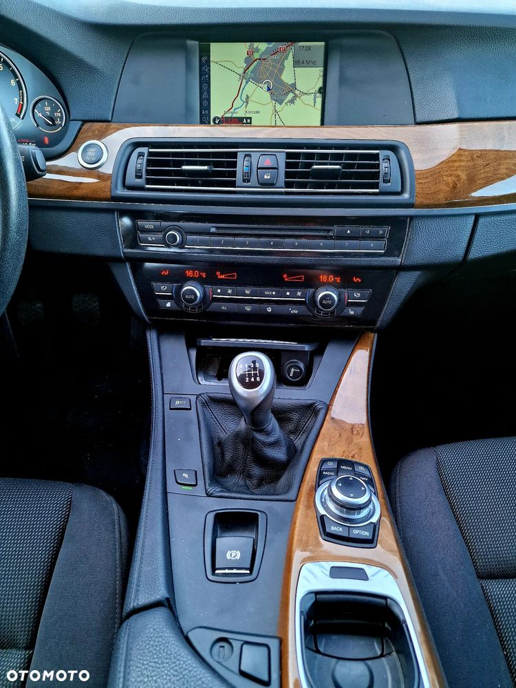 BMW Seria 5 - 17