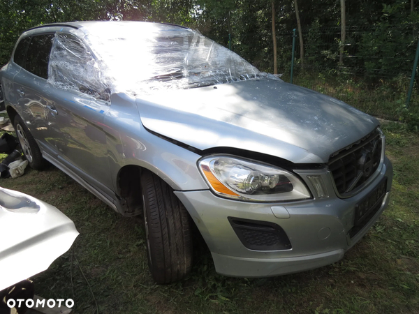 VOLVO XC60 I 2.4 D5 D5244T10 LAKIER 477-46 NA CZĘŚCI
