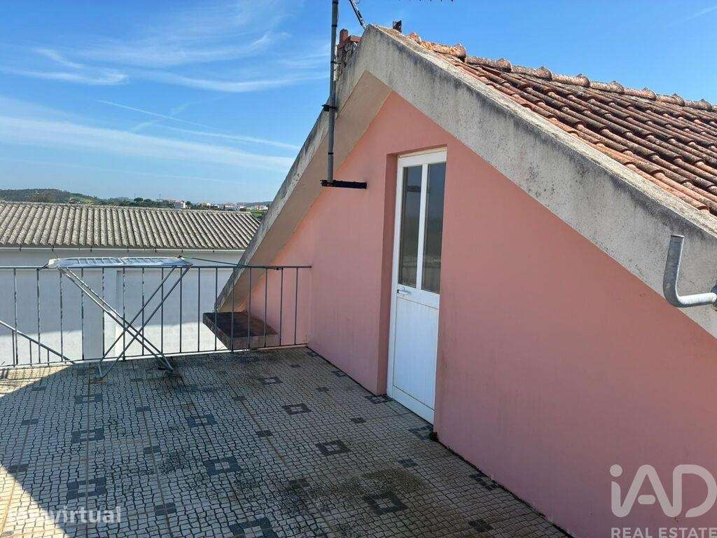 Casa / Villa T3 em Caldas da Rainha - Nossa Senhora do Pópulo, Coto e - Grande imagem: 4/13