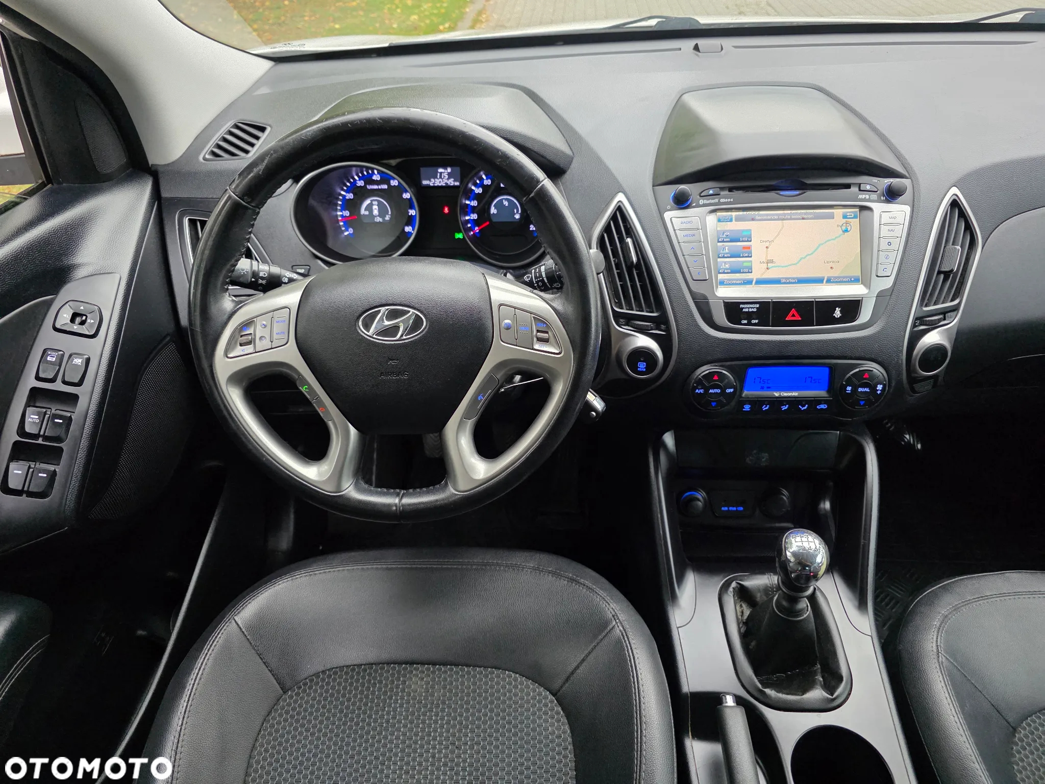 Hyundai ix35 1.6 2WD UEFA EURO 2012 Edition - 34