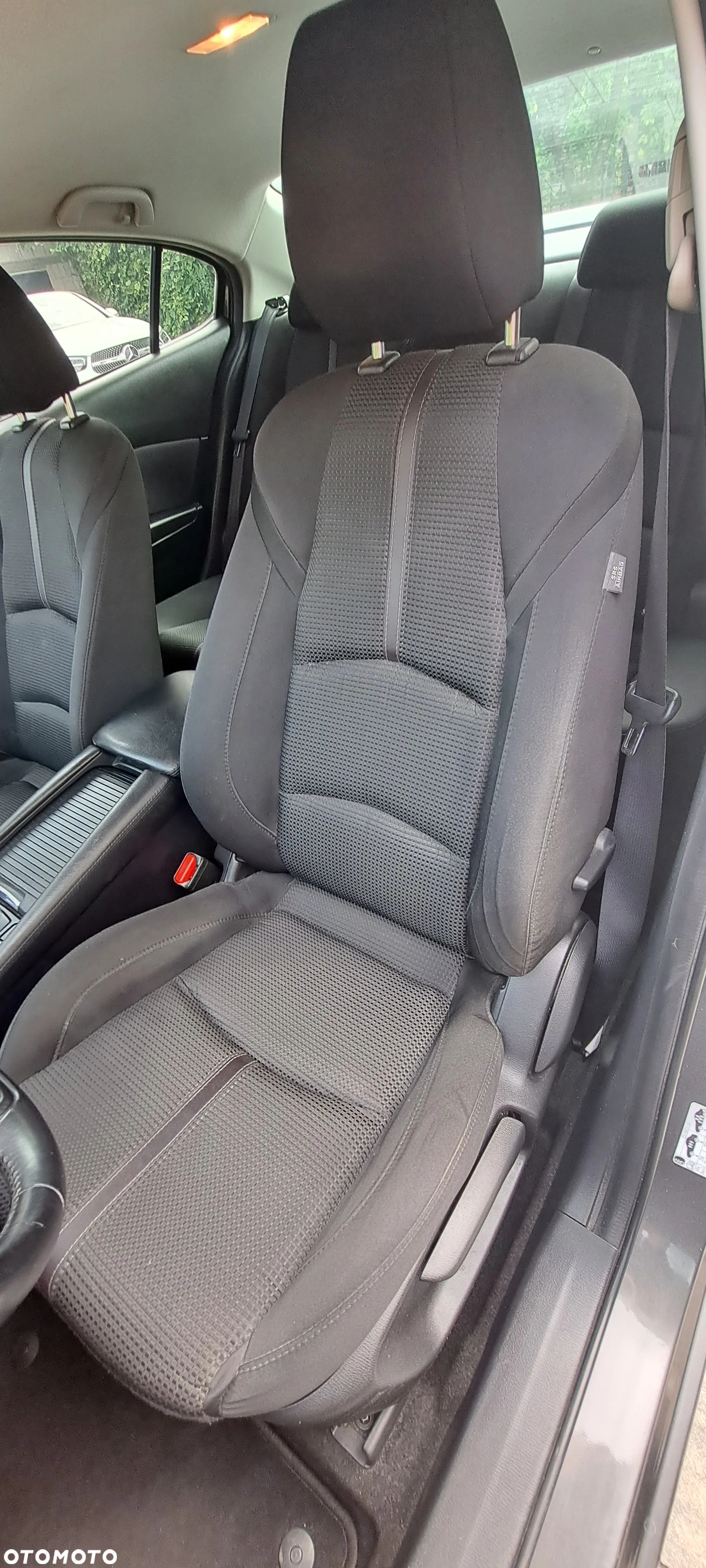Mazda 3 2.0 Skyenergy EU6 - 12