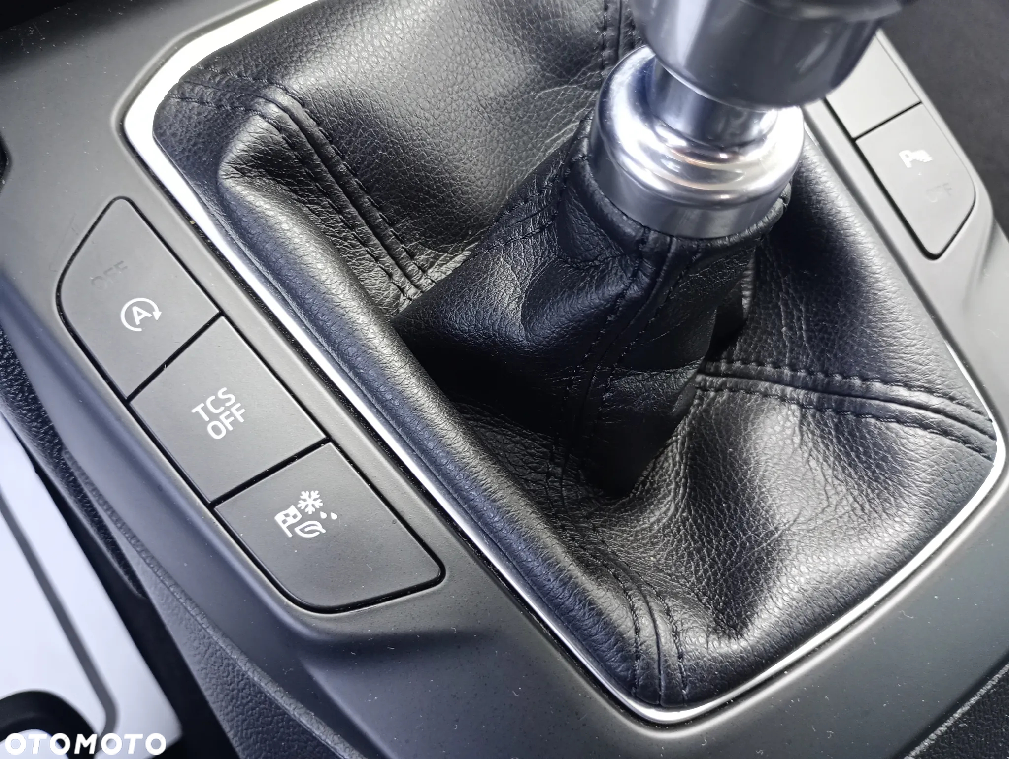 Ford Focus 1.5 EcoBlue Start-Stopp-System COOL&CONNECT DESIGN - 20