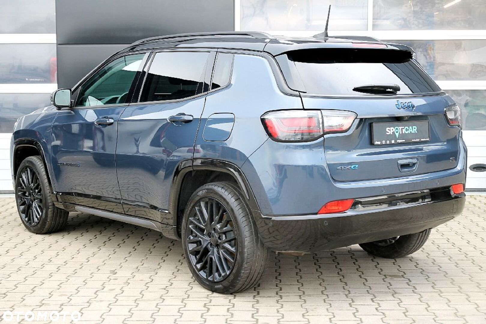 Jeep Compass - 11