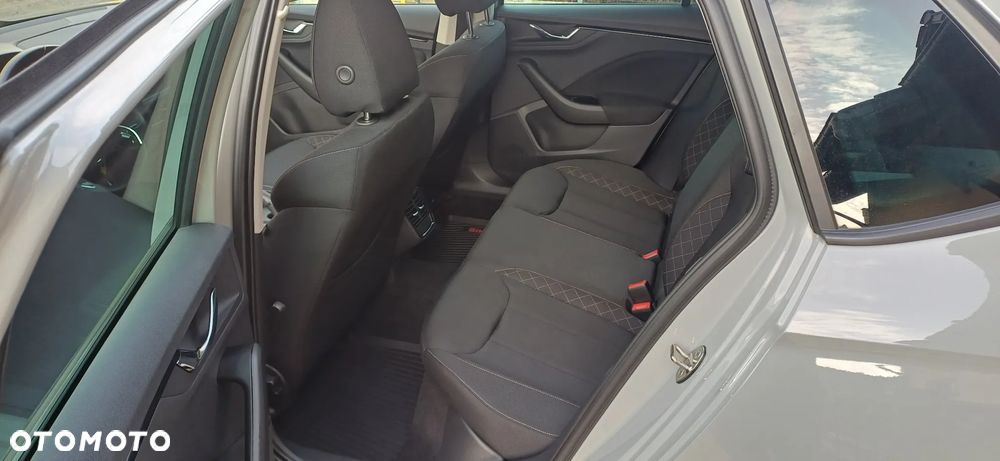Skoda Kamiq 1.0 TSI Ambition DSG - 10