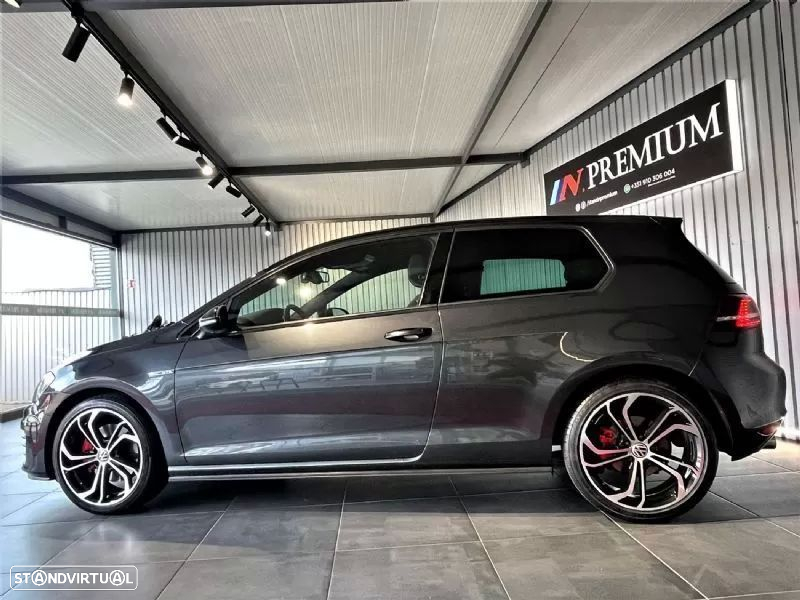 VW Golf - 4