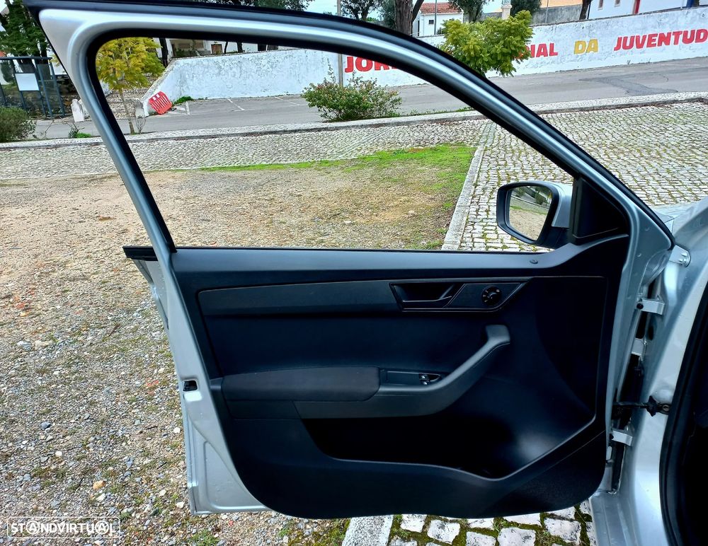 Skoda Fabia Break 1.0 Active Plus - 15