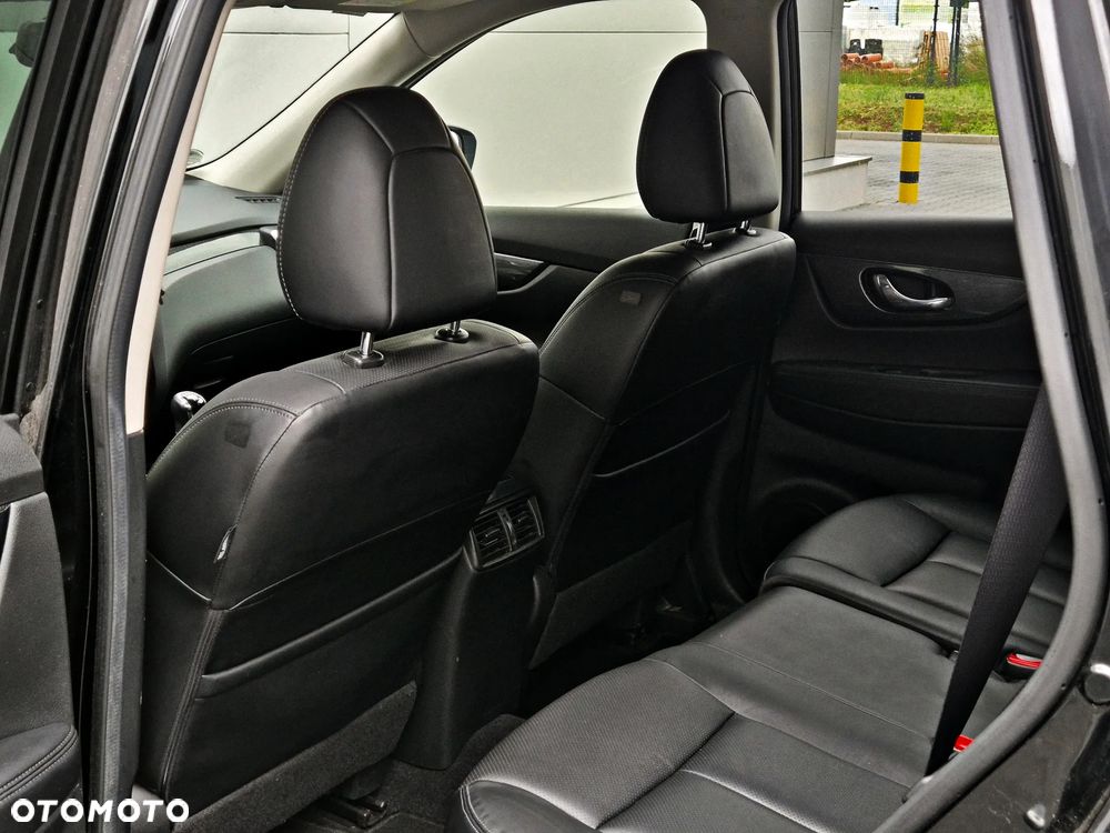 Nissan X-Trail 1.6 DCi Tekna 4WD - 24