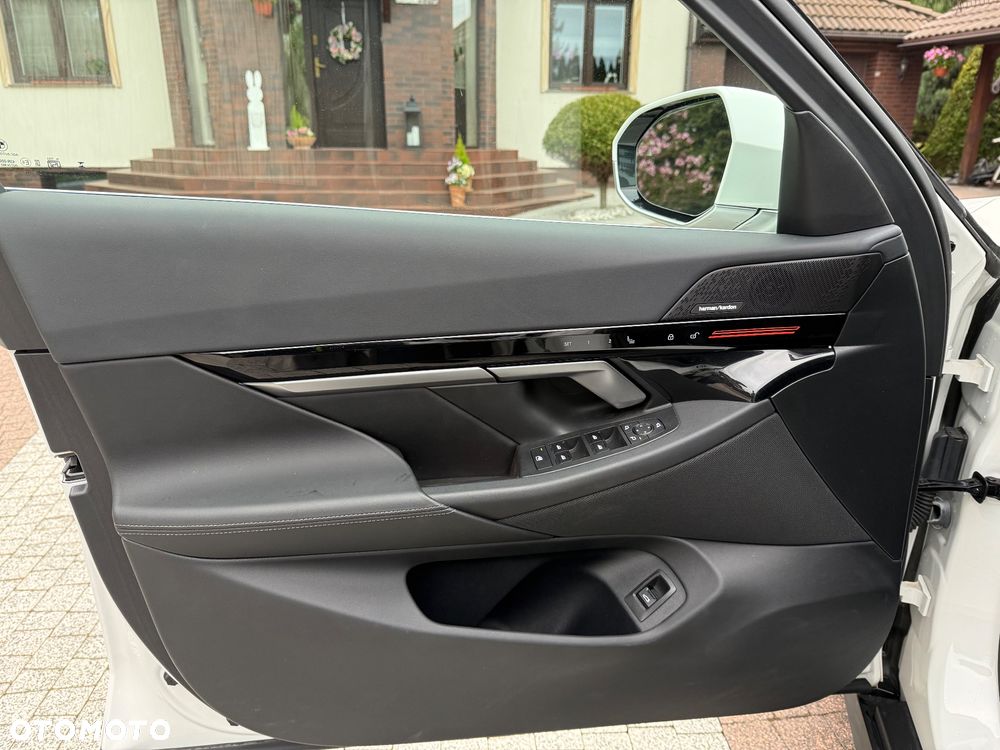 BMW Seria 5 530i xDrive - 14