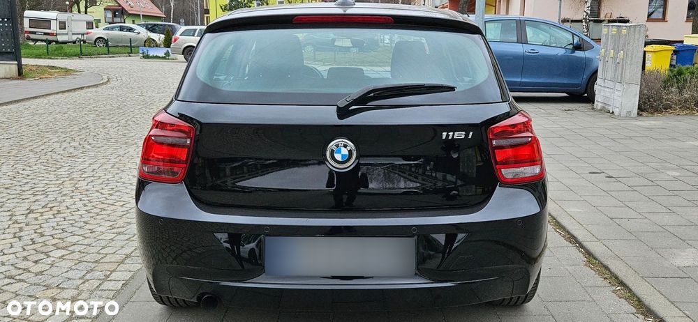 BMW Seria 1 116i - 6