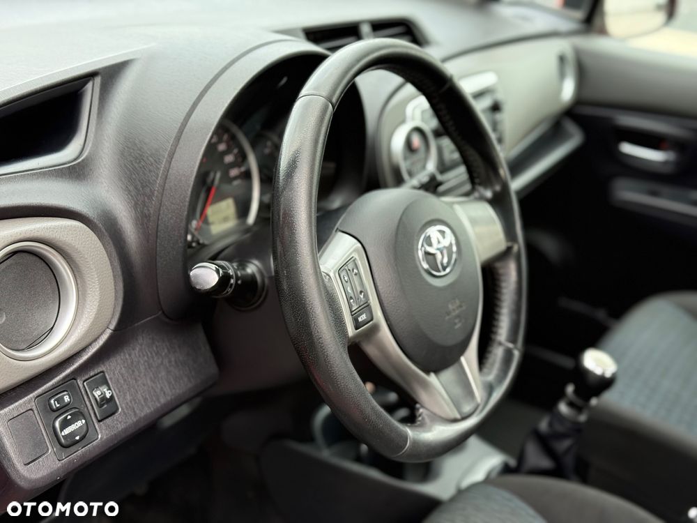 Toyota Yaris 1.33 Luna - 18