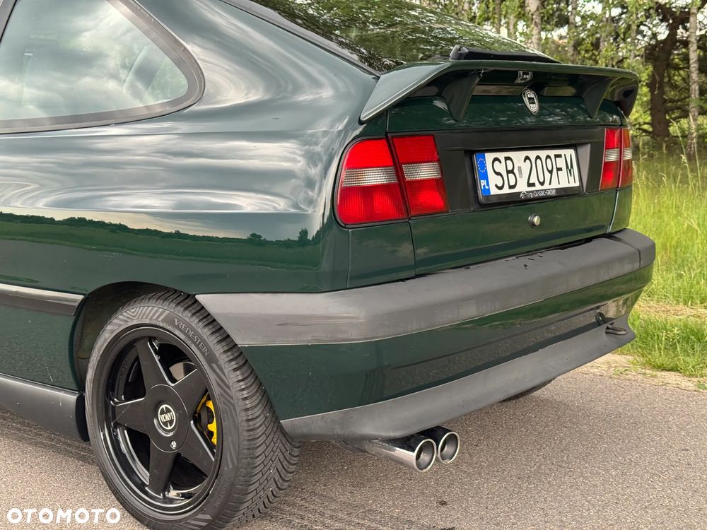 Lancia Delta 2000 - 20