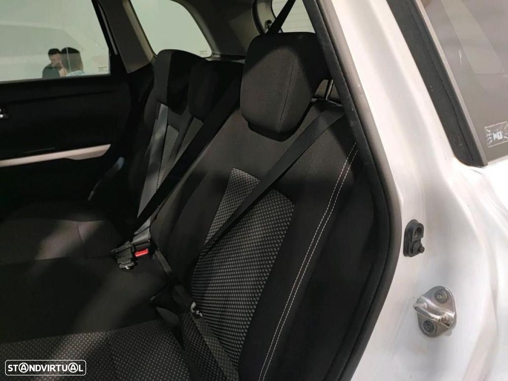 Suzuki Vitara 1.6 DDiS GLE 4WD - 7