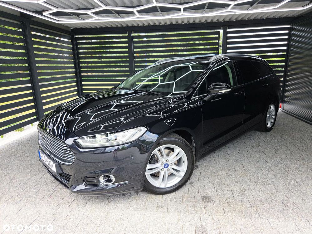 Ford Mondeo - 36