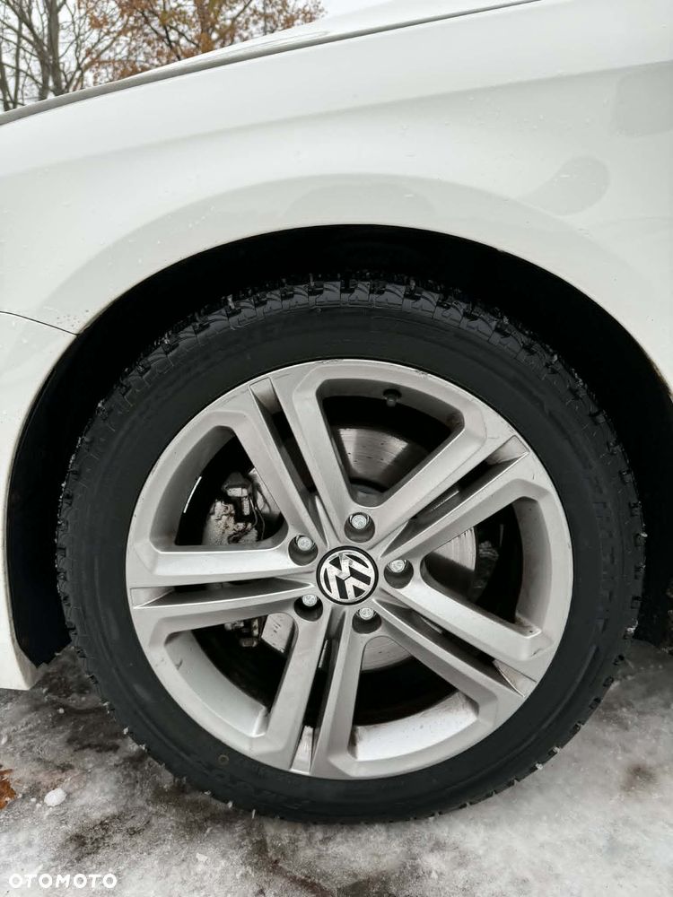 Volkswagen Passat 2.0 TDI 4Mot Highline DSG - 19